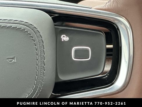 New 2026 Lincoln Navigator Reserve AWD/4WD image 29