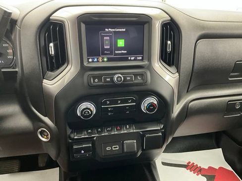 Used 2023 Chevrolet Silverado 1500 Custom AWD/4WD image 9