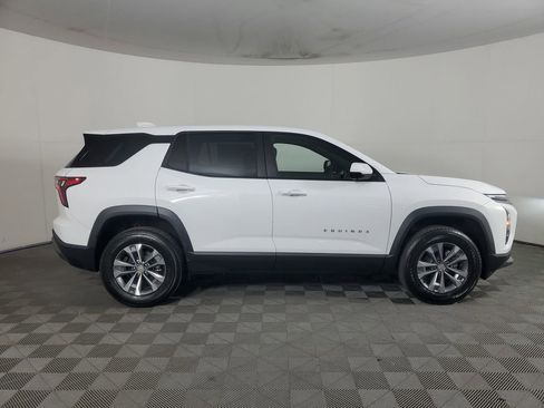 New 2026 Chevrolet Equinox LT image 3