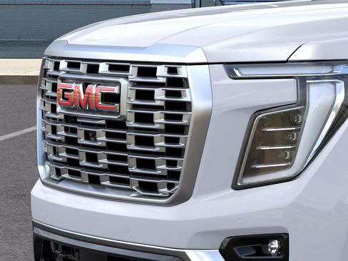 New 2026 GMC Yukon XL Denali w/ Denali Reserve Package image 15