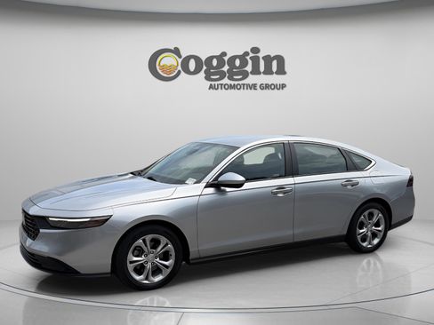 Used 2024 Honda Accord LX image 1