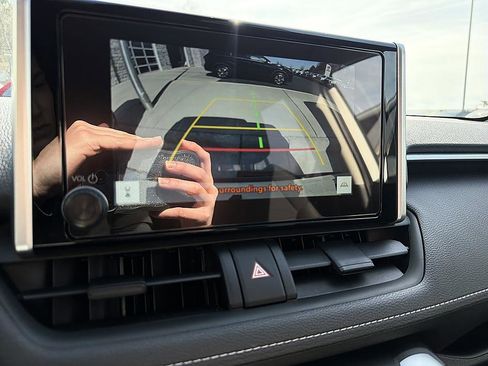 Certified 2025 Toyota RAV4 LE image 15