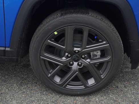 New 2026 Jeep Compass Limited image 32