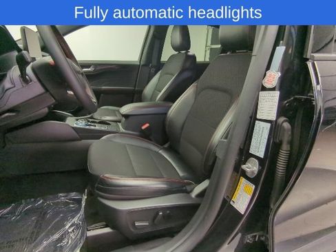 Used 2025 Ford Escape ST-Line AWD/4WD image 12