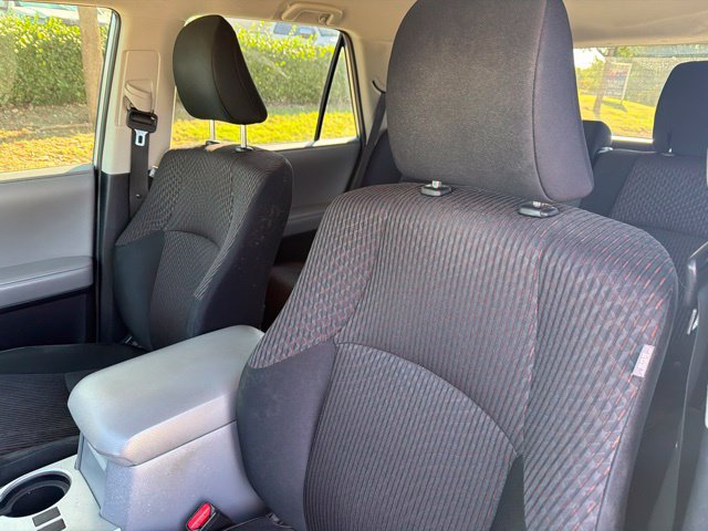 Used 2012 Toyota 4Runner SR5 AWD/4WD image 10