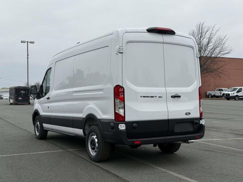 New 2026 Ford Transit 150 148 Medium Roof w/ Load Area Protection Package RWD image 5