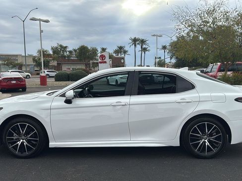 Certified 2023 Toyota Camry SE image 4