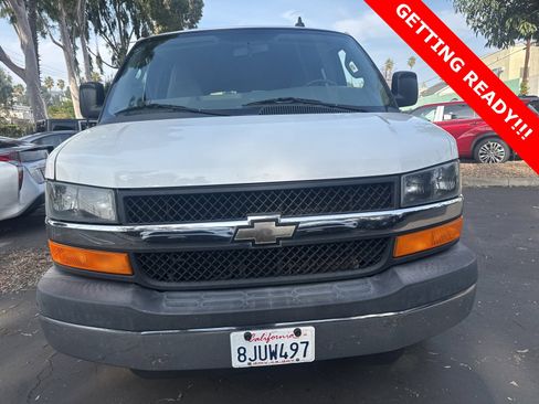 Used 2016 Chevrolet Express 2500 LT w/ LT Preferred Equipment Group image 8