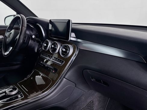 Used 2018 Mercedes-Benz GLC 300 image 28