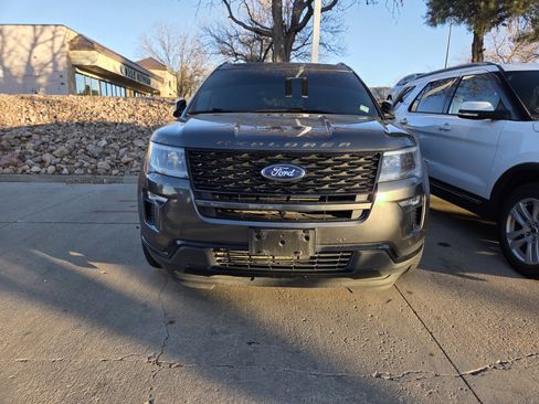 Used 2018 Ford Explorer Sport w/ Equipment Group 401A image 2