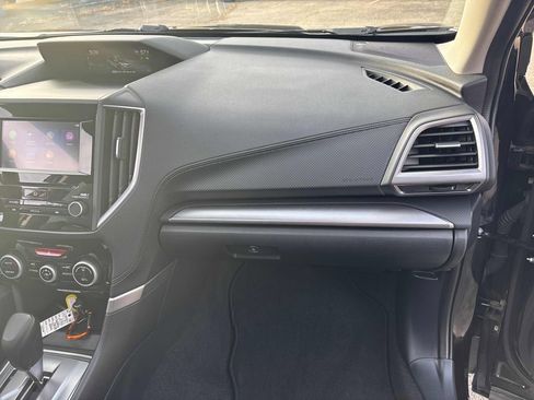 Used 2023 Subaru Forester Premium image 52