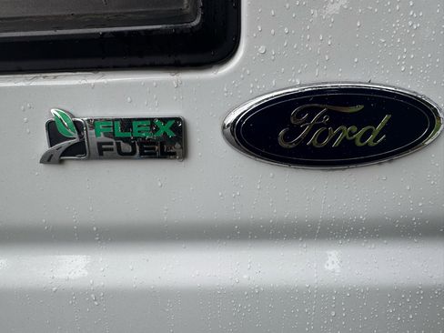 Used 2013 Ford E-250 and Econoline 250 image 40