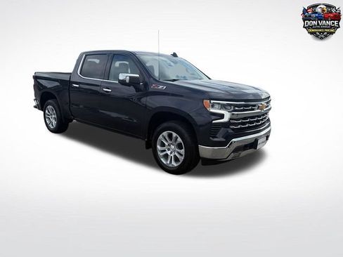 Used 2023 Chevrolet Silverado 1500 LTZ AWD/4WD image 7