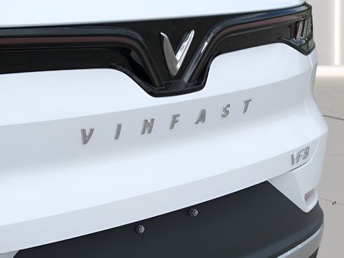 New 2025 VinFast VF 8 Eco AWD/4WD image 35