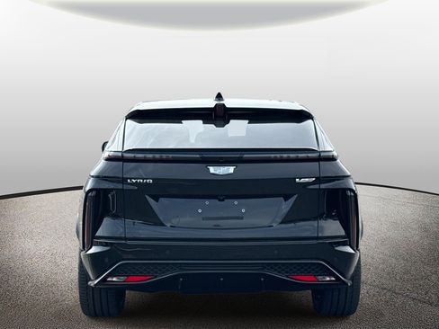 New 2026 Cadillac Lyriq V image 20