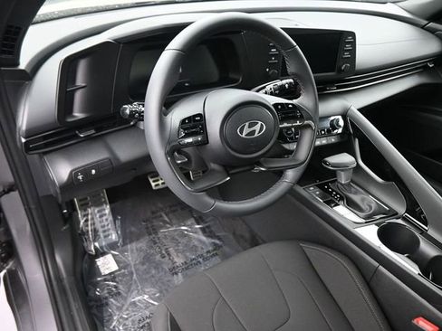 New 2026 Hyundai Elantra SEL Sport Premium FWD image 16