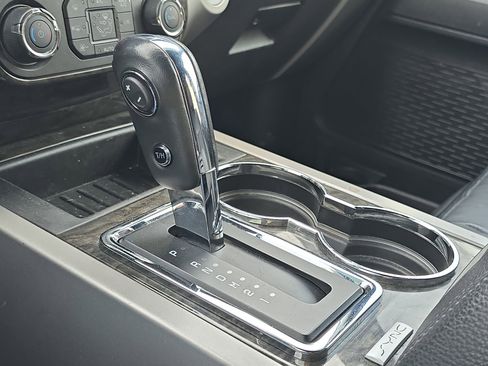 Used 2017 Ford Expedition EL Limited image 21