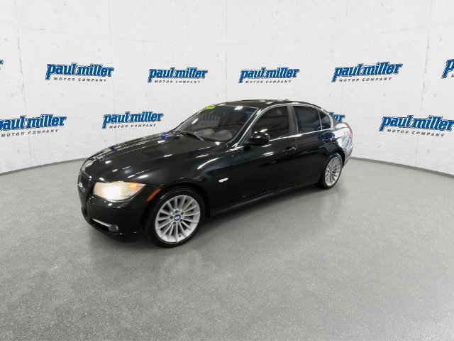 Used 2011 BMW 335i xDrive Sedan AWD/4WD image 5