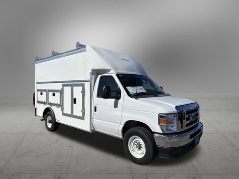 New 2025 Ford E-350 and Econoline 350 Super Duty w/ Power Equipment Group image 8