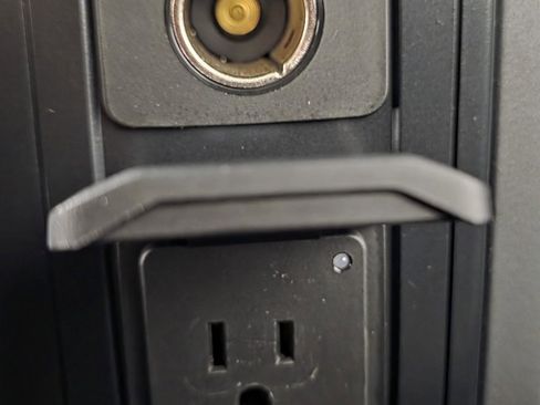 Used 2022 Ford F150 Lariat image 35