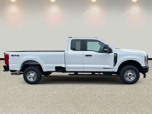New 2026 Ford F250 XL image 4