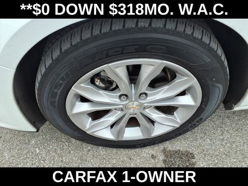 Used 2023 Chevrolet Malibu LT image 9