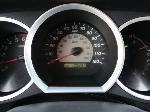 Used 2005 Toyota Tacoma 4x4 Double Cab image 33