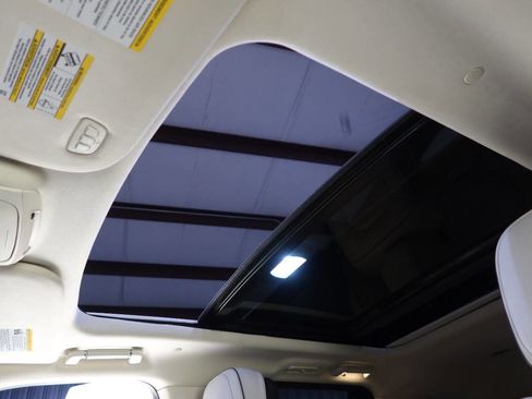 Used 2020 Lincoln Navigator Black Label w/ Cargo Convenience Package image 38