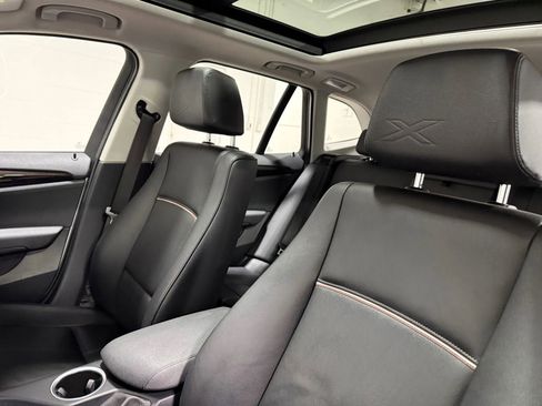 Used 2013 BMW X1 xDrive35i image 17