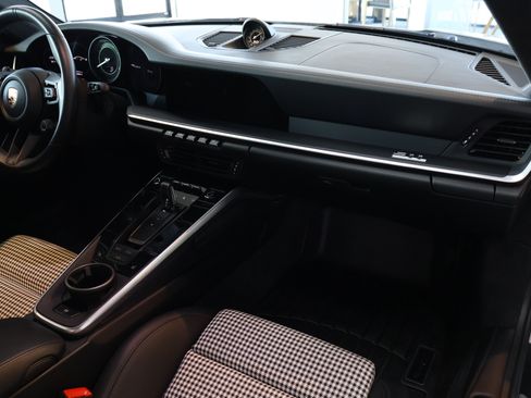 Used 2025 Porsche 911 Turbo S AWD/4WD image 26