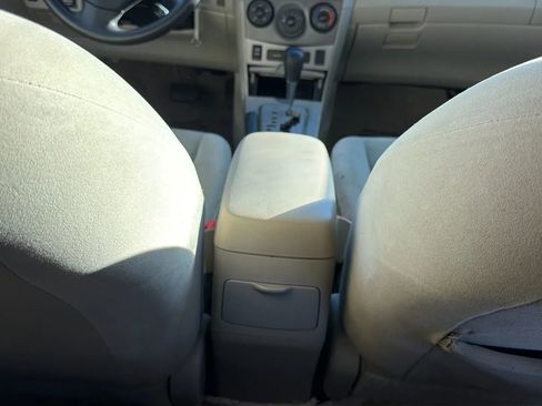 Used 2012 Toyota Corolla LE image 26