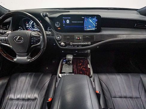 Used 2022 Lexus LS 500 image 13