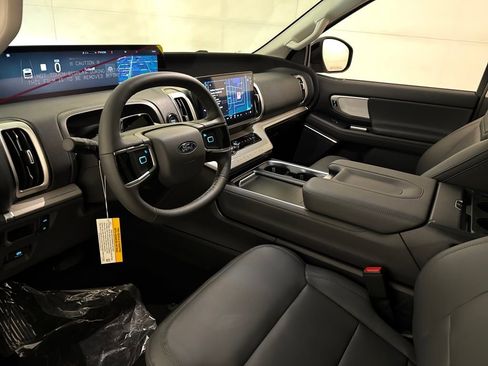 New 2026 Ford Expedition Max Active RWD image 39