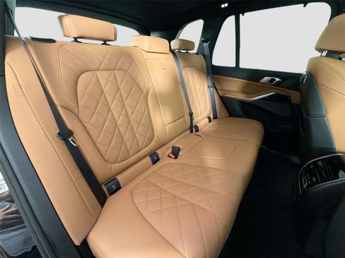 New 2026 BMW X5 xDrive40i w/ M Sport Package image 28