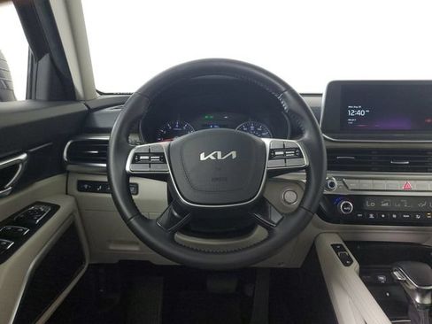 Used 2022 Kia Telluride EX w/ EX Premium Package FWD image 15