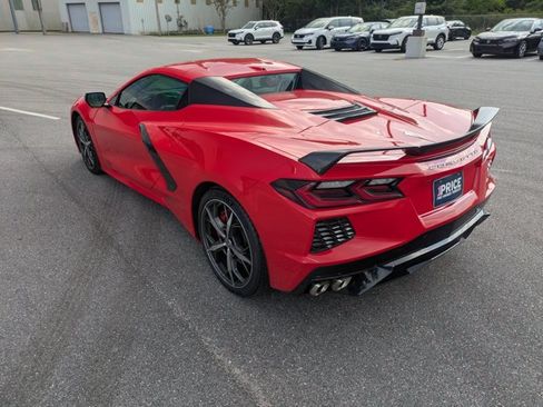 Used 2022 Chevrolet Corvette Stingray Premium Conv w/ Z51 Performance Package RWD image 7