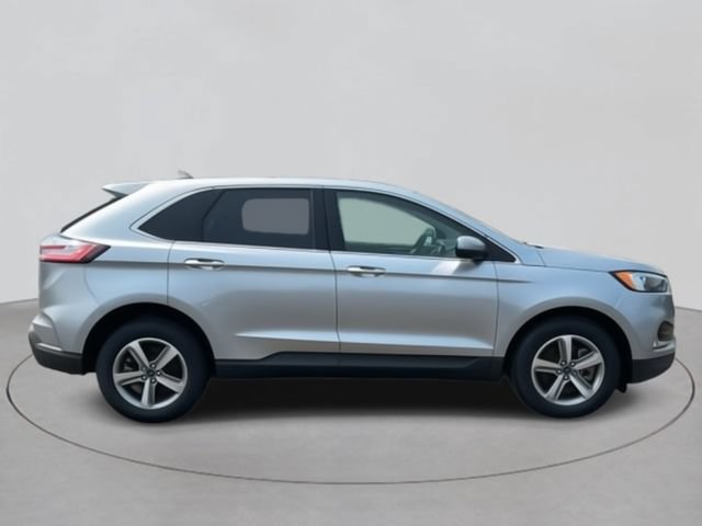 Used 2022 Ford Edge SEL w/ Convenience Package AWD/4WD image 5