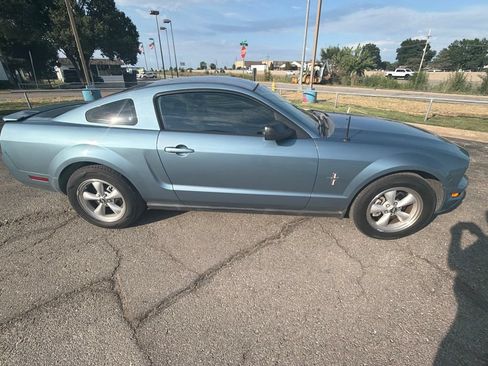 Used 2007 Ford Mustang Premium RWD image 7