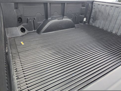 Used 2020 Chevrolet Silverado 1500 LT w/ Trailering Package image 9