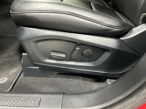 Certified 2024 Ford Explorer XLT w/ Equipment Group 202A AWD/4WD image 12
