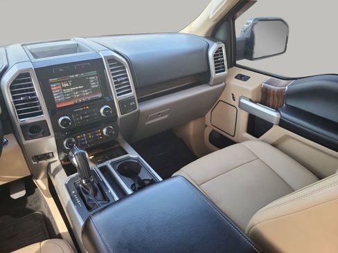 Used 2015 Ford F150 Lariat w/ Equipment Group 502A Luxury image 9
