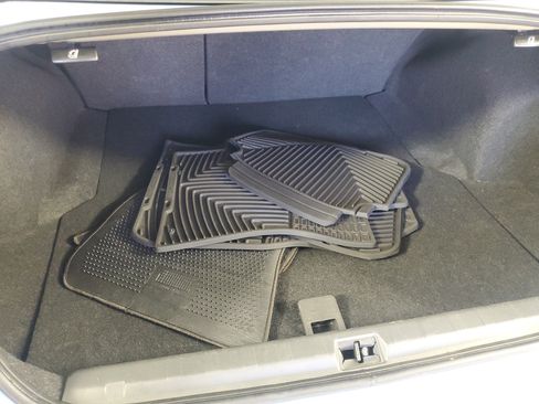 Used 2011 Subaru Legacy 2.5i Limited w/ Popular Equipment Group 2C image 31