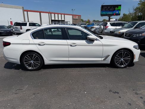Used 2021 BMW 530i xDrive w/ Premium Package AWD/4WD image 7