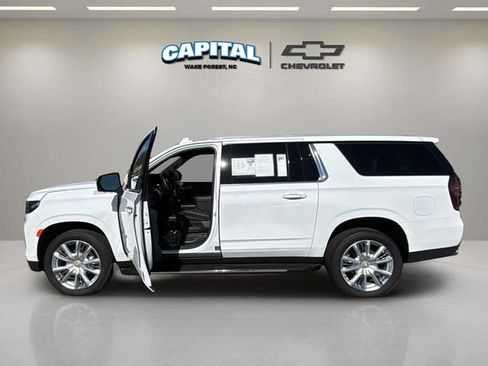 Used 2024 Chevrolet Suburban High Country w/ Max Trailering Package image 13