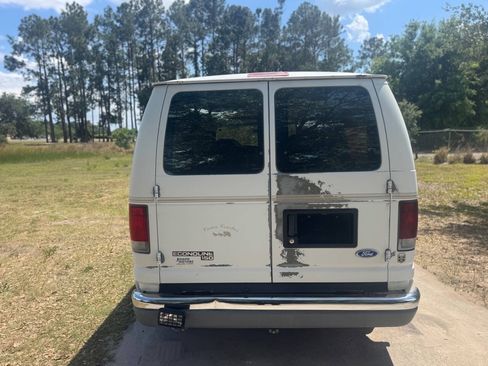 Used 1997 Ford E-150 and Econoline 150 RWD image 7