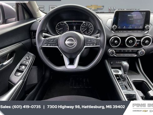 Used 2024 Nissan Sentra SV FWD image 5