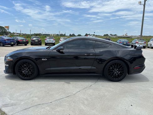 Used 2019 Ford Mustang GT Premium w/ GT Performance Package RWD image 7