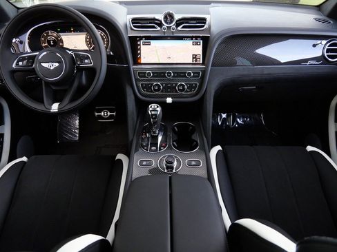 New 2026 Bentley Bentayga Speed image 4