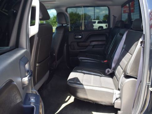 Used 2017 GMC Sierra 1500 Denali w/ Denali Ultimate Package AWD/4WD image 9