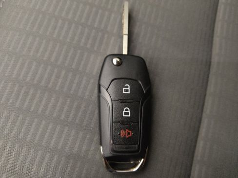 Used 2020 Ford Escape S FWD image 32